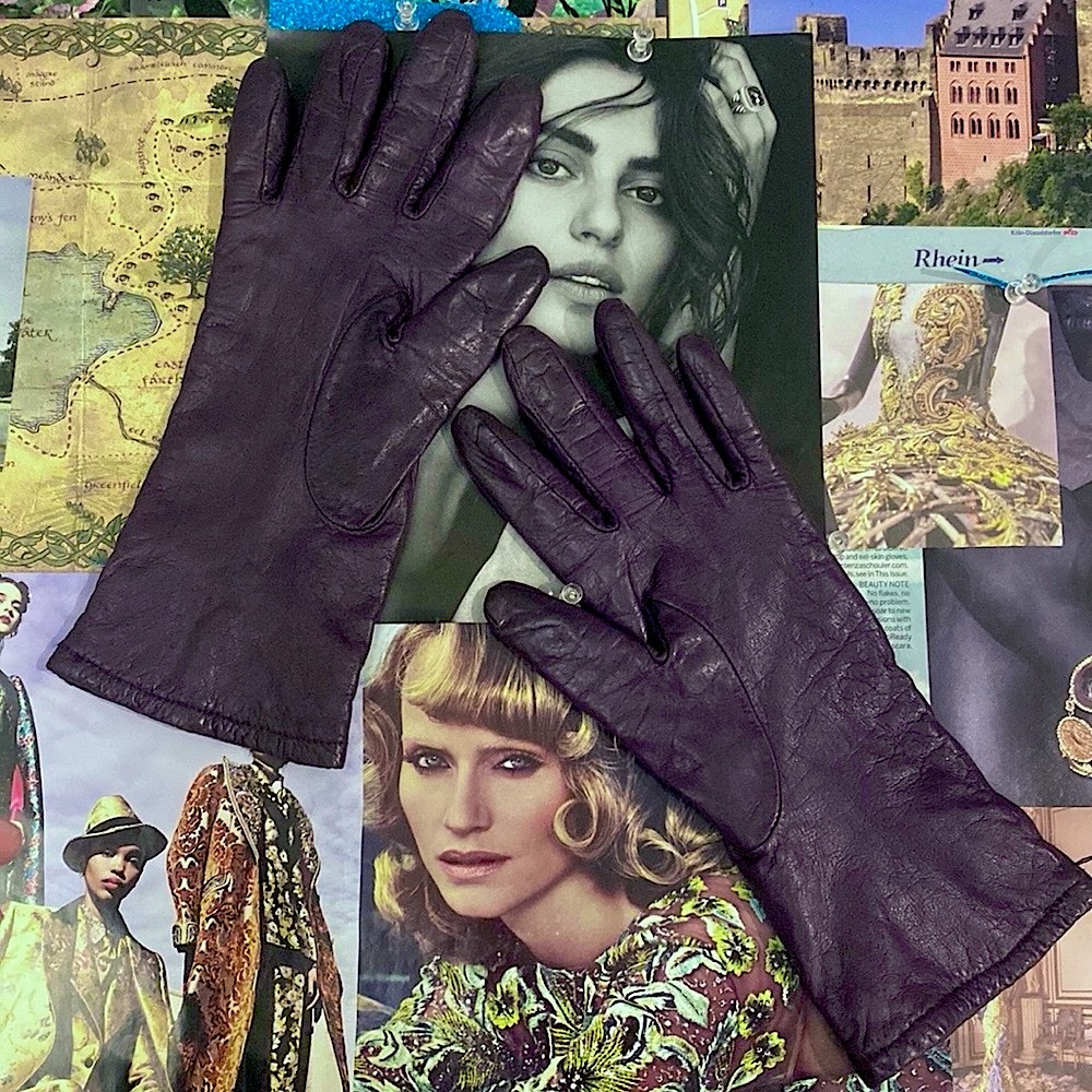 Soft Vintage Purple Gloves